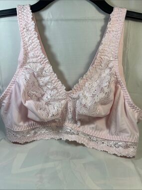 Breezies Pink Lace Wireless Bralette